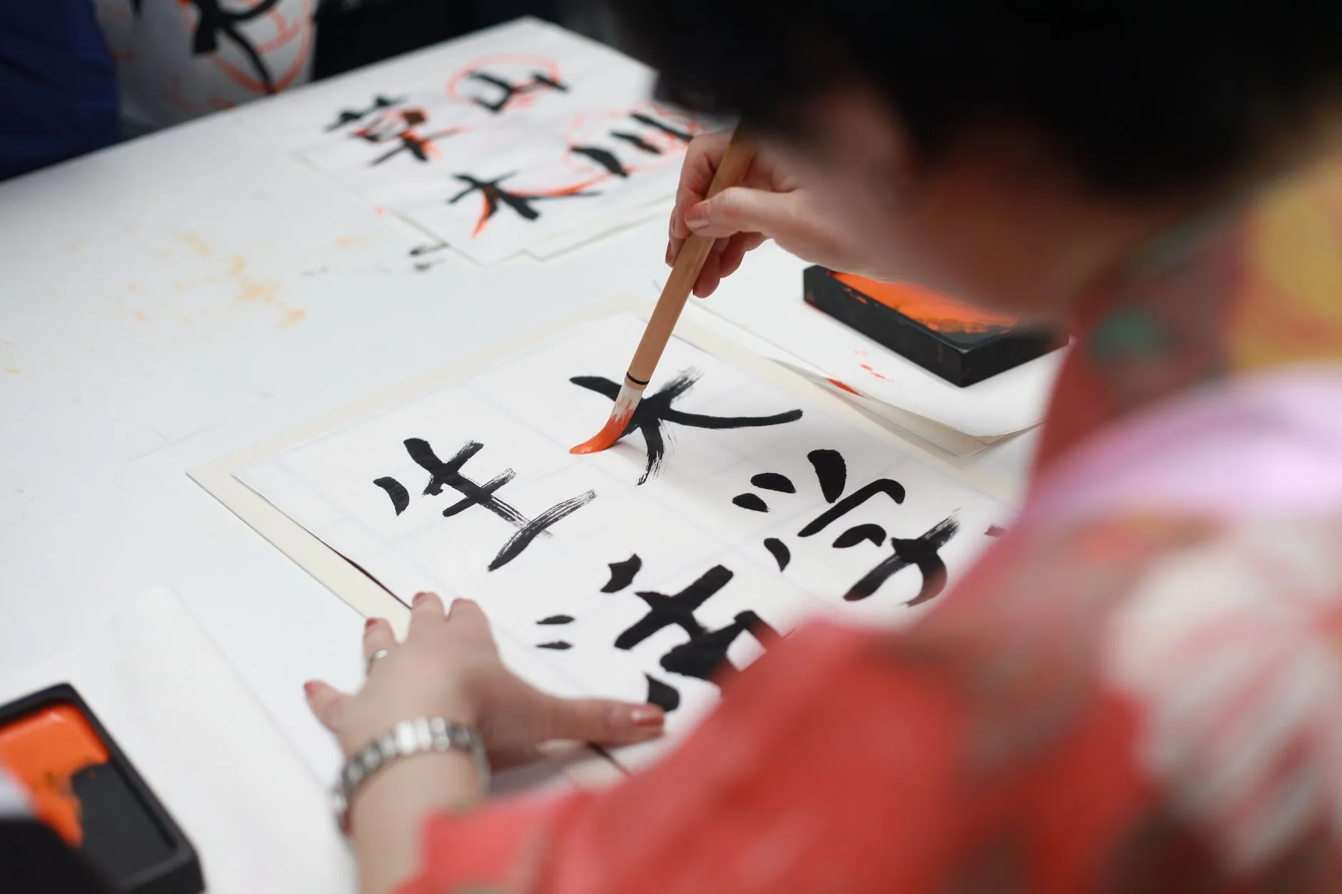 上海箜篌贸易中心：日用百货批发与家居用品采购一站式贸易服务方案解析
