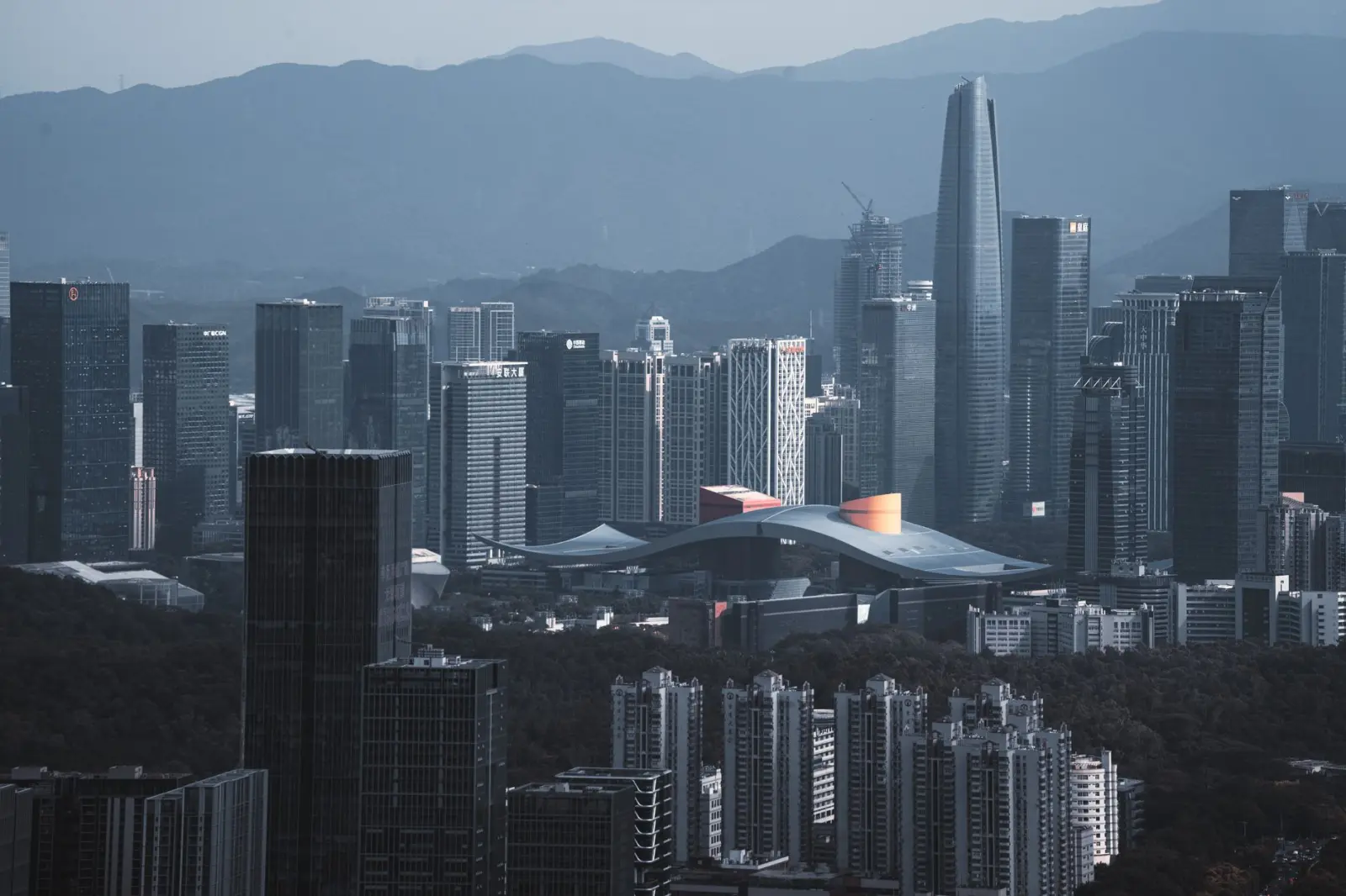 上海箜篌贸易中心厨具餐具产品线分类与应用场景解析