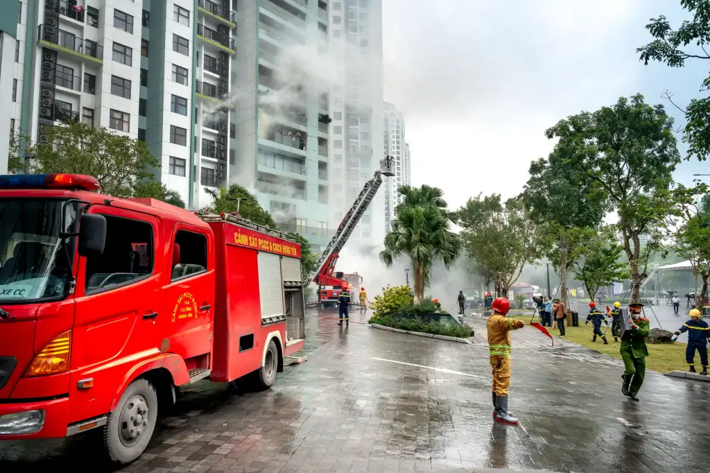 上海箜篌贸易中心：日用百货批发如何为餐饮客户构建高效供应链体系