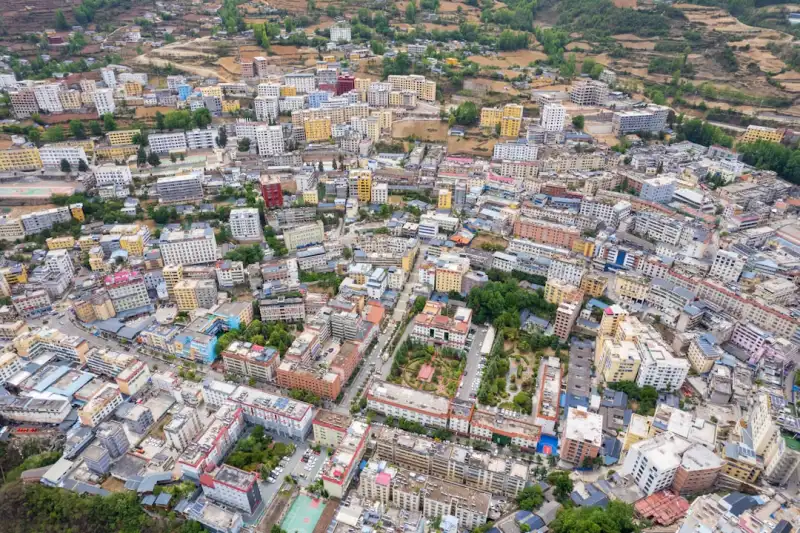 贸易服务优势解析：上海箜篌如何保障厨具餐具供应链稳定